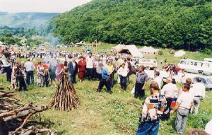 hut02