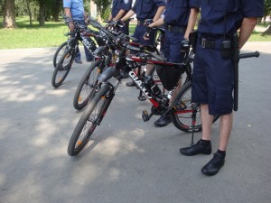 п