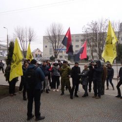 Пікет проти Віктора Медведчука у Тернополі