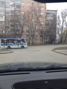 з3