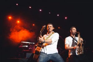 Арсен Мірзоян під час концерту 