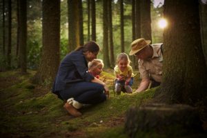 family-photo-forest-1