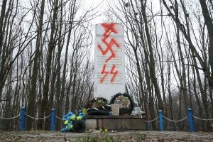 1022590757