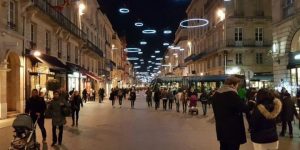 christmas-light-cours-de-l-intendance-bordeaux-france-ligth-96802238_5b45b936cbda8-800x400