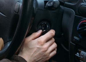20181005-Driver-turns-ignition-key (1)