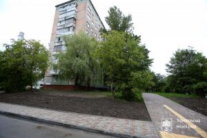 remont-trotuaru-na-vul_-kiivskiy-u-ternopoli-05-chervnya-2020r-1