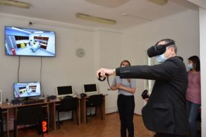 6fd917c35642f657a7164fadf2d53ae1_M