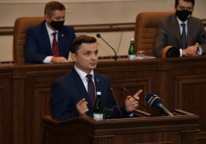 9FD5FE07-297D-40CD-8F70-CD779E1CE322