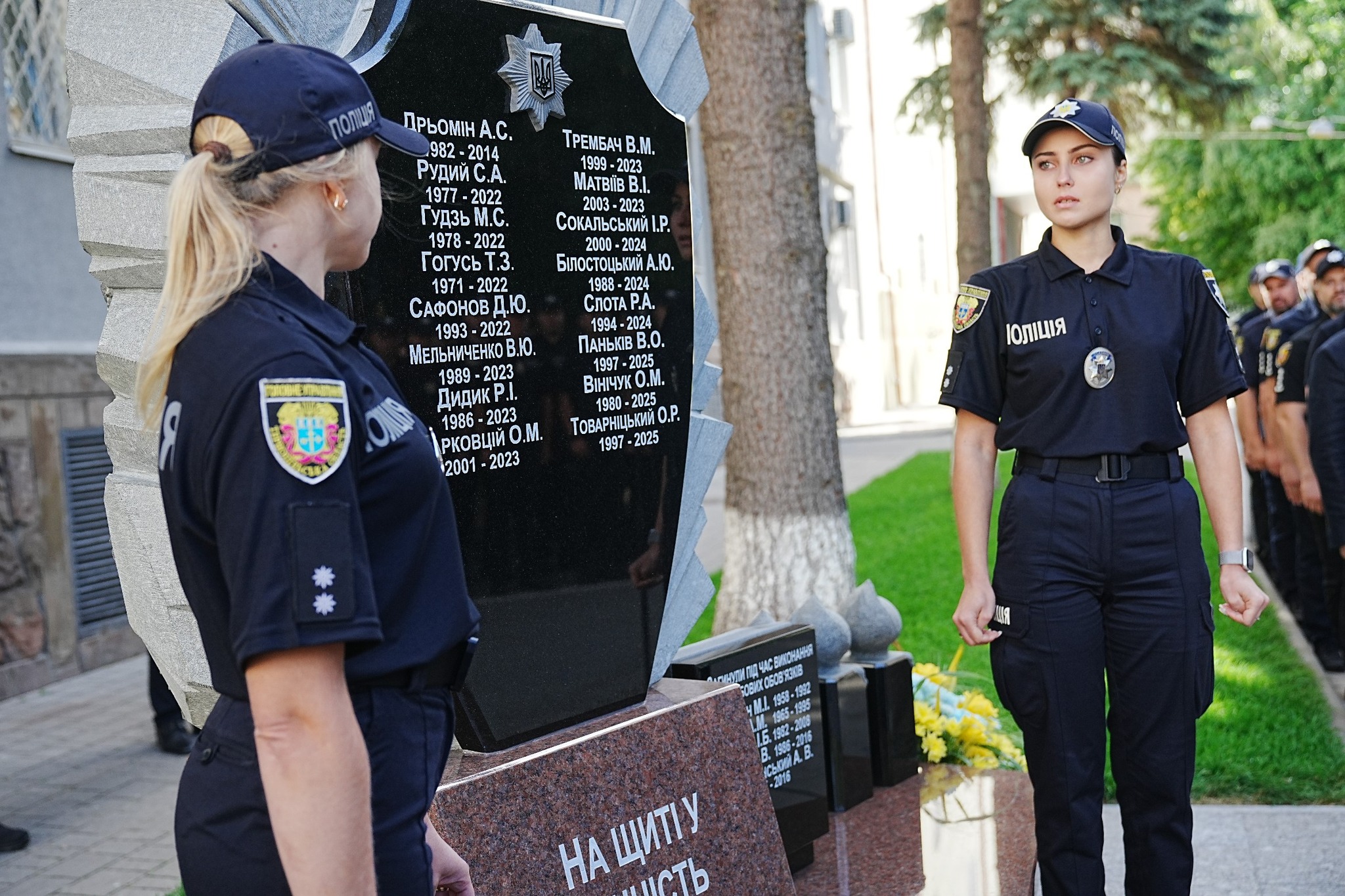 Меморіал пам'яті загиблих поліцейських у Тернополі