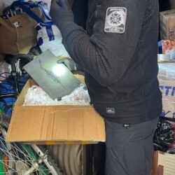 Прикордонники виявили скам'янілі рештки в авто на кордоні