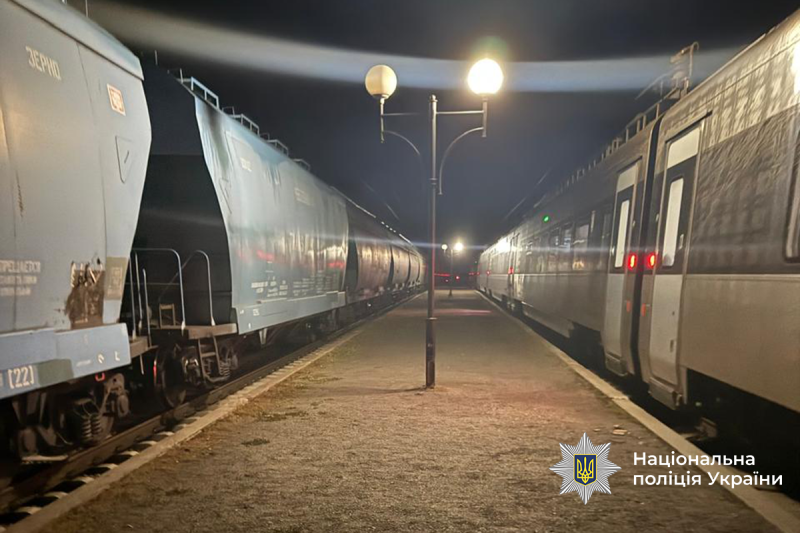 Чоловік загинув під колесами потяга на станції Озерна