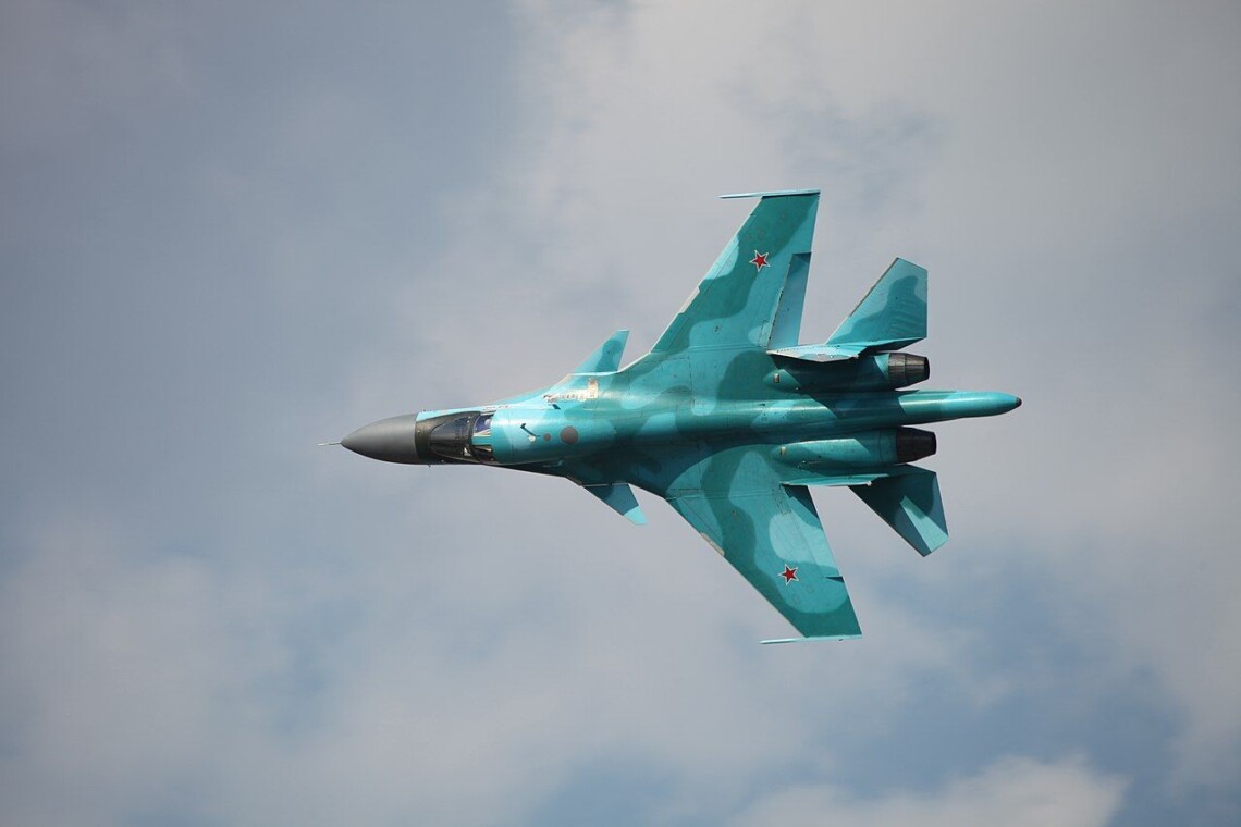 Російський бомбардувальник Су-34 знищено українськими силами