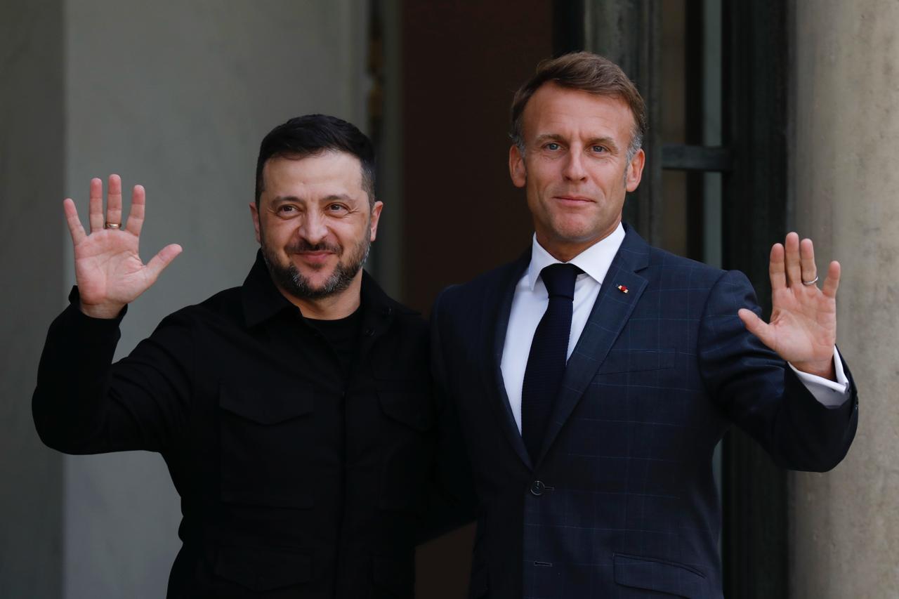 Ukraine's allies finalize security guarantees